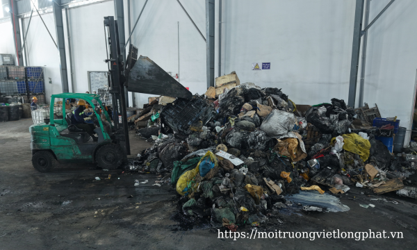 Hủy hàng hóa tại Việt Long Phát