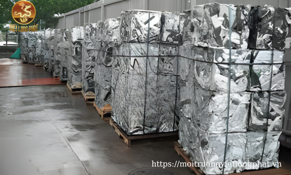 thu mua kim loại màu tại việt long phát